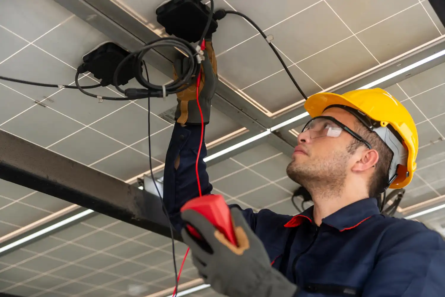 Peritajes judiciales para casos técnicos y eléctricos.